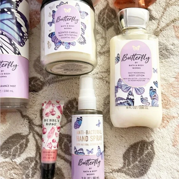 BBW Bath and Body Works One Of A Kind Mother’s Day Gift Box 2022